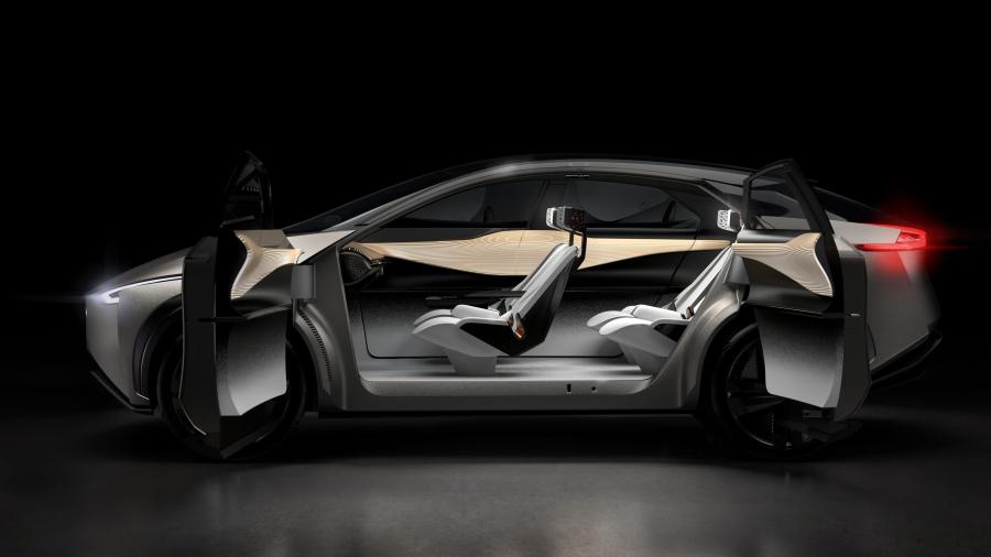 Интерьер Nissan IMx Kuro Concept 2018 года  (фото 5 из 22)